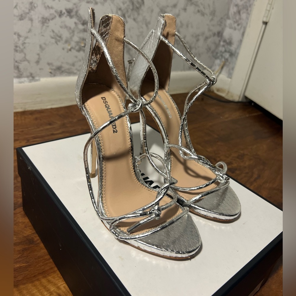 Silver Snake Skin Leather heel by Dsquared2